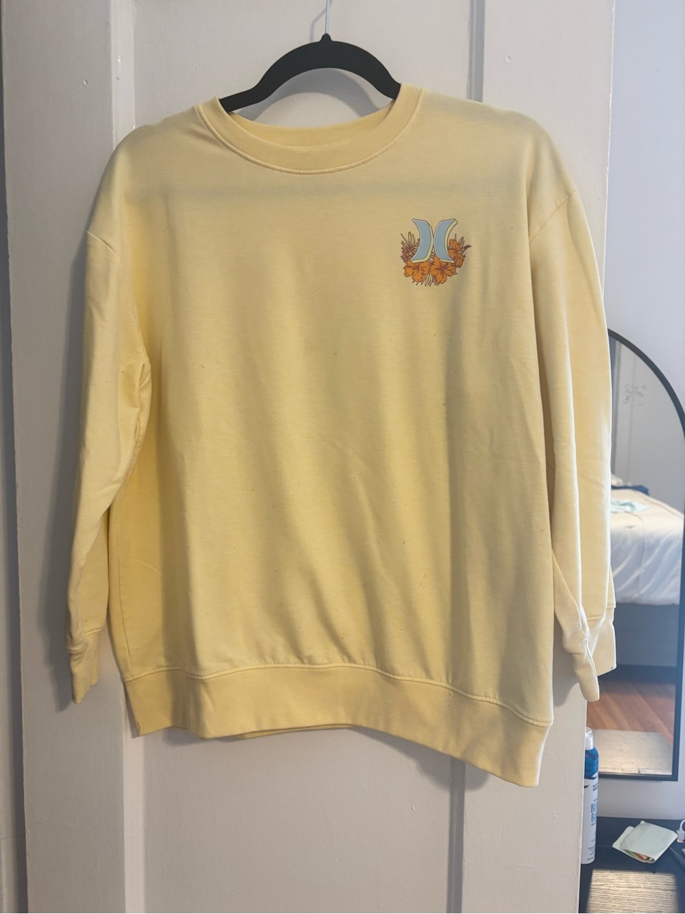 Girls size large Hurley Yellow Crewneck Sweatshirt